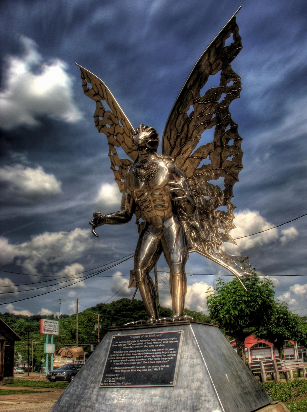 mothman-statue.jpg